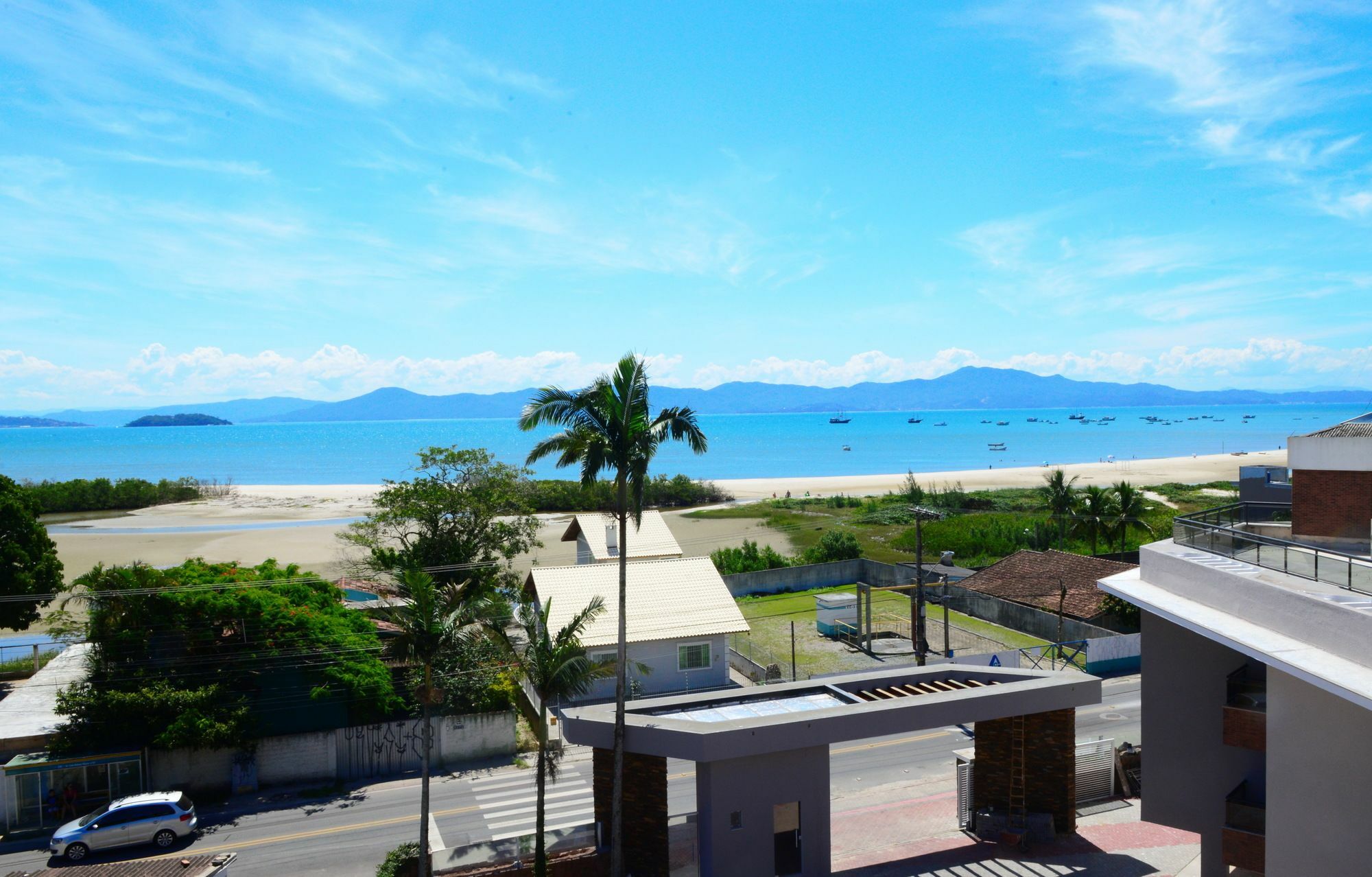 Boulevard Ponta Das Canas Говернадор Селсо Рамос Екстериор снимка